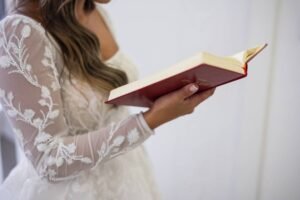 choix de la robe de mariée juive