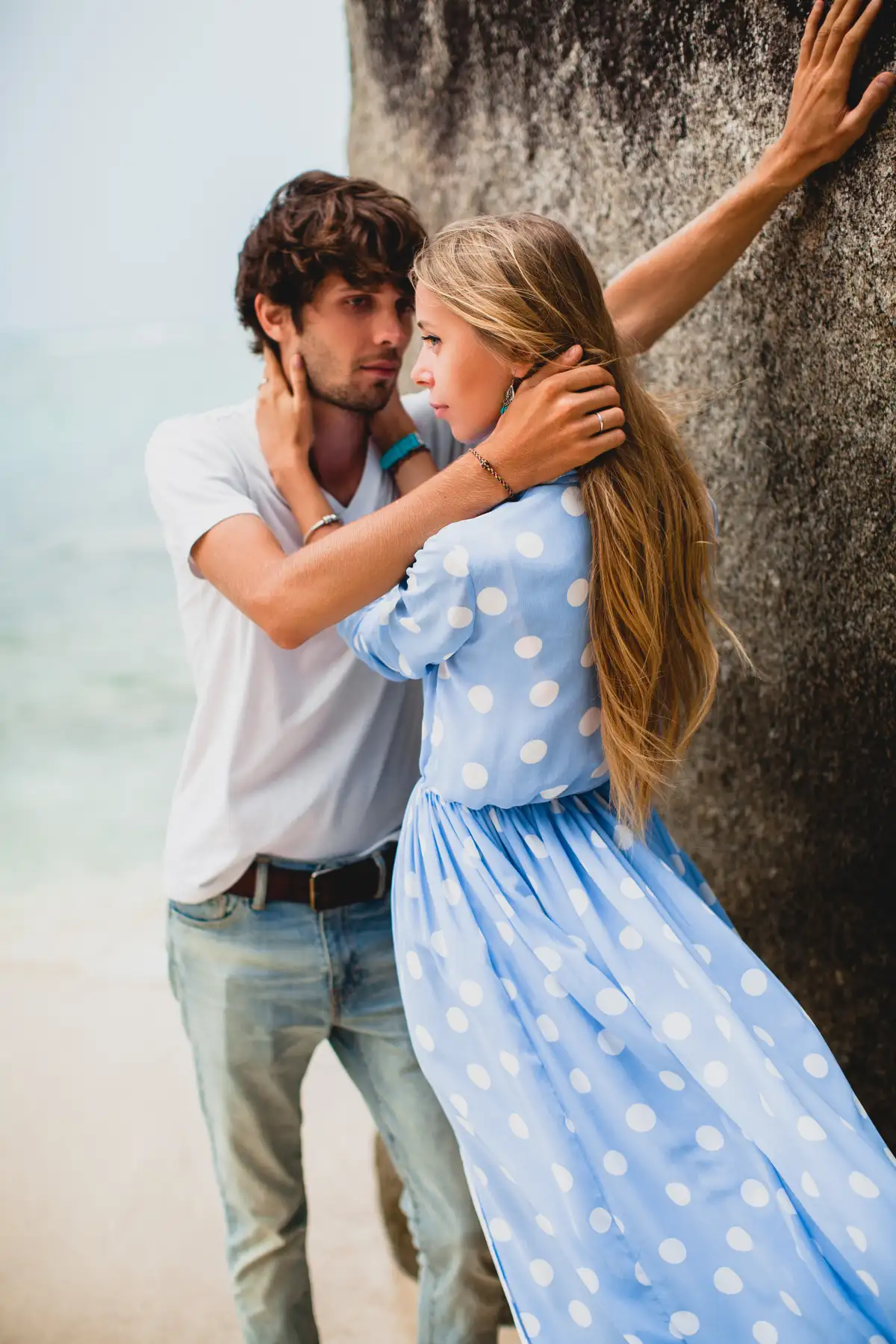 young-stylish-hipster-couple-love-tropical-beach-vacation (5)
