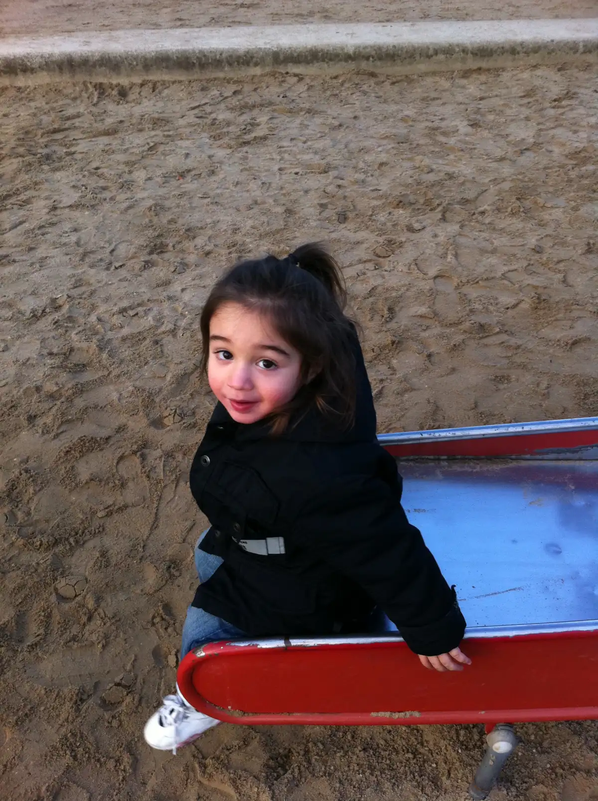 iphone karine 230911 045